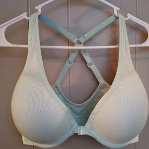 Victoria Secrets Criss Kross Front Buckle Bra